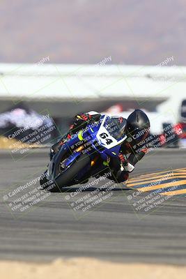 media/Jan-14-2024-SoCal Trackdays (Sun) [[2e55ec21a6]]/Turn 16 Set 2 (1125am)/